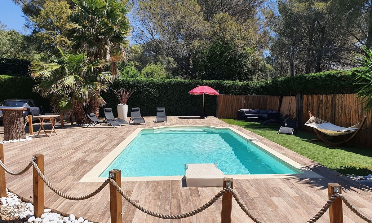 La Croix-Valmer Villa | VILLA ROXANDRE 4 bedrooms, private pool and close to the beach
