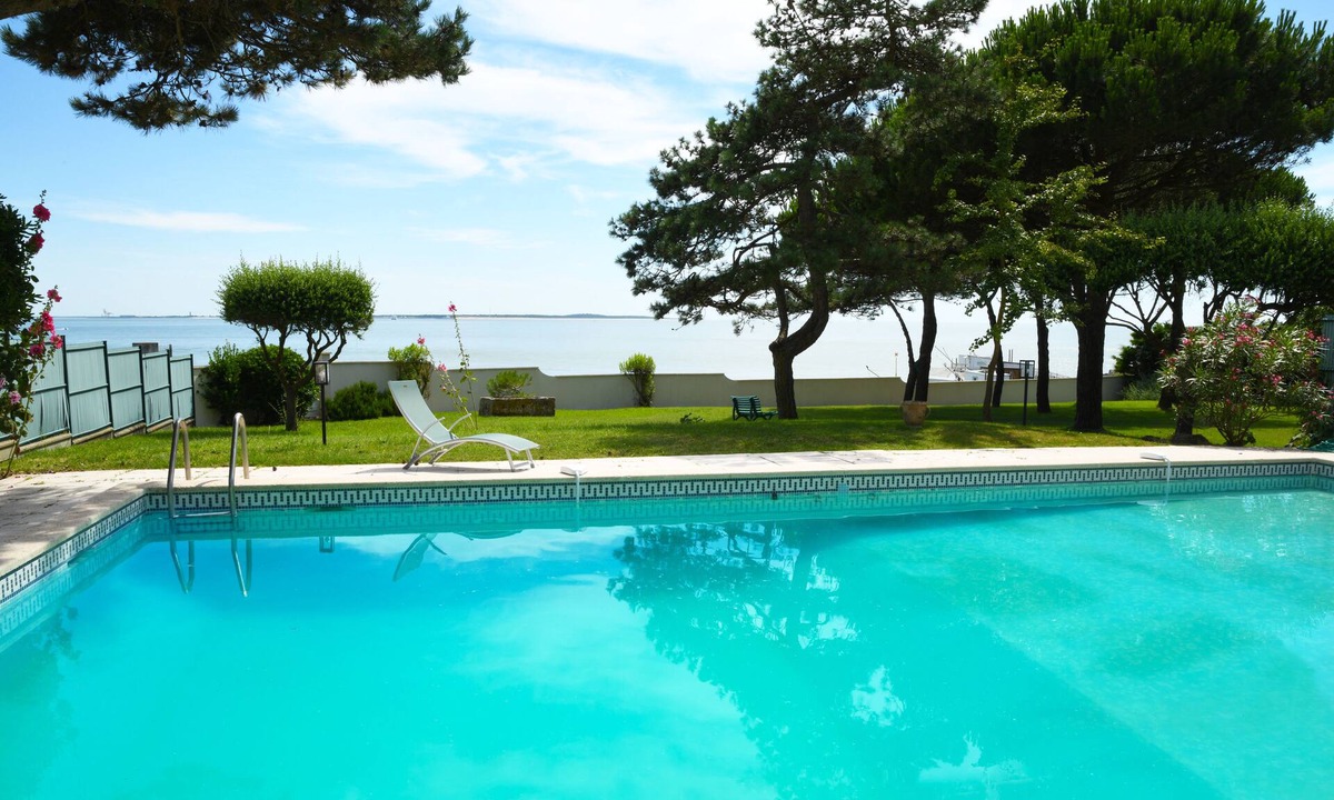 Royan Villa | Villa with heated swimming pool and magnificent sea view