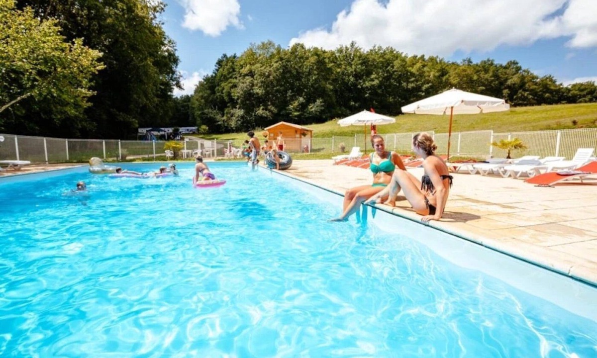 St-Sulpice-de-Mareuil House | ZEcamping 3 étoiles parc aquatique pet friendly jacuzzi