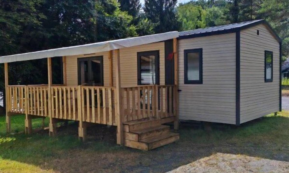 Correze House | ZEcamping 3* piscine chauffée chiens acceptés mobil-home TV 30m2