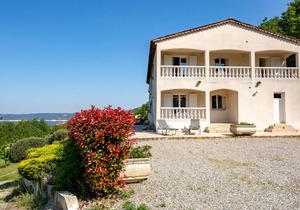 65 m² House ∙ 1 bedroom ∙ 6 guests