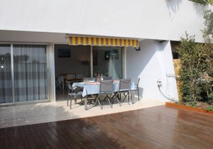 Appartement 3P en RDJ avec Jardin et Terrasse, à 5 min Plage et Restaurants, Parking Privé, Climatisé - FR-1-252A-59