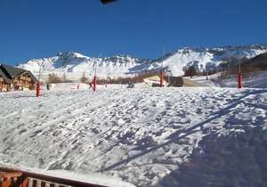 AT THE FOOT OF THE SLOPES OF THE ESTATE