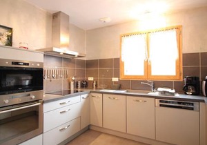 Le Mont-Dore : Chalet 4 chambres avec garage et terrasse - FR-1-608-223