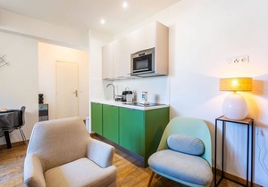 LE ROSSINI AP4228 By Riviera Holiday Homes