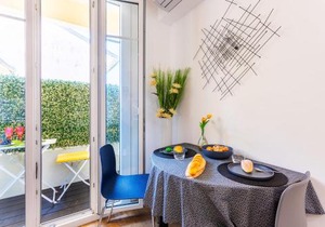 LE ROSSINI AP4228 By Riviera Holiday Homes