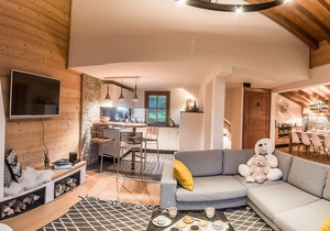 Luxury Chalet 12 pers, 6 bedr, 6 bath, Wifi, Parking