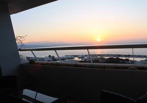 Marina Baie des Anges 2 rooms 10th floor (WIFI - Parking)