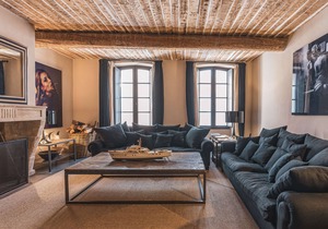 NEW PORTAL, LUXURY APARTMENT IN THE HEART OF SAINT TROPEZ