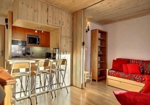 Renovated south studio with balcony, 3/4 pers., ski-in/ski-out