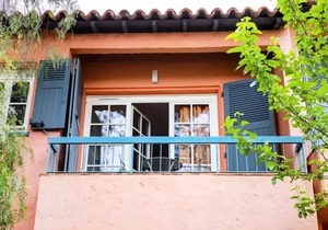 SOWELL RESIDENCES Green Oaks * - Studio 4 people