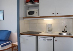 Studio à Villeneuve-Loubet Plage avec Parking Privé, 2/4 Couchages - FR-1-252A-6