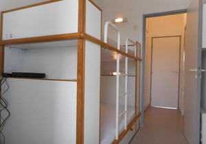 Studio Rénové en Bord de Mer avec Terrasse, Parking et Wifi à Villeneuve-Loubet - FR-1-252A-29