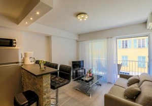 SUEDE AP4207 by Riviera Holiday Homes