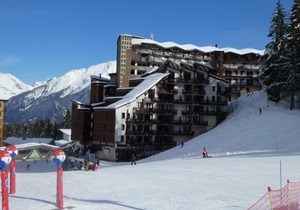 T3 cosy pour 6 pers. au centre avec accès skis aux pieds, parking - FR-1-513-18