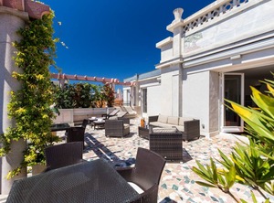 Terrace | Les Baumettes