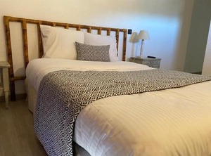 B Hôtel Antibes Sophia Antipolis | Saint-Jeannet