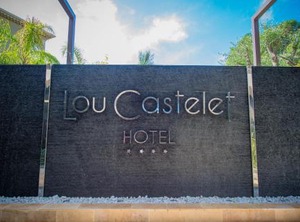 Hotel | Carros