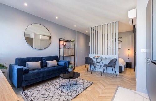 Carre d'Or Apartment | 1 SUEDE