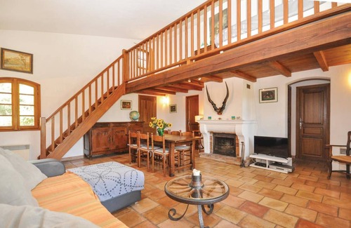 Saint-Cezaire-sur-Siagne House | 120 m² House ∙ 3 bedrooms ∙ 6 guests
