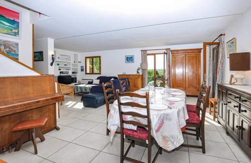 Saint-Jeannet House | 180 m² House ∙ 5 bedrooms ∙ 12 guests
