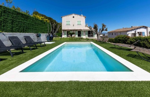 Villeneuve-Loubet Villa | 180 m² Villa ∙ 4 bedrooms ∙ 8 guests