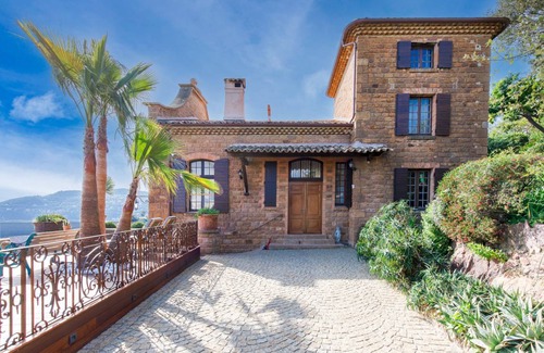 La Napoule Villa | 200 m² Villa ∙ 5 bedrooms ∙ 10 guests