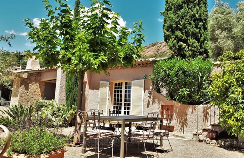 Saint-Raphael Villa | 200 m² Villa ∙ 3 bedrooms ∙ 6 guests
