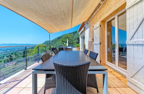 Magagnosc Villa | 236 m² Villa ∙ 5 bedrooms ∙ 10 guests