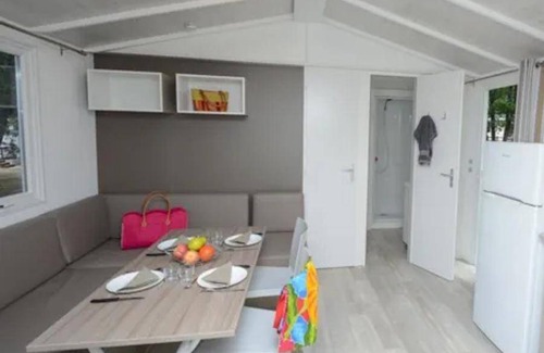 Saint-Paul-en-Foret House | 26 m² Mobile home ∙ 2 bedrooms ∙ 4 guests