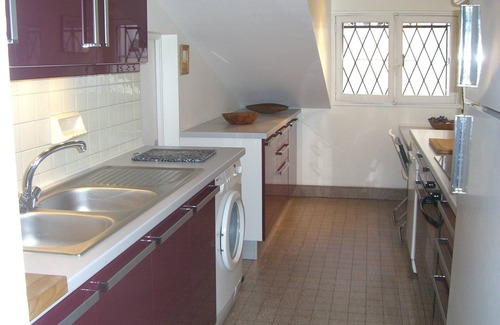 Cannes Old Town Apartment | 3 rooms, 91 m2, sea front, for 6 people, classified 3 *