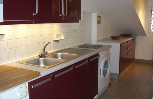 Cannes Old Town Apartment | 3 rooms, 91 m2, sea front, for 6 people, classified 3 *