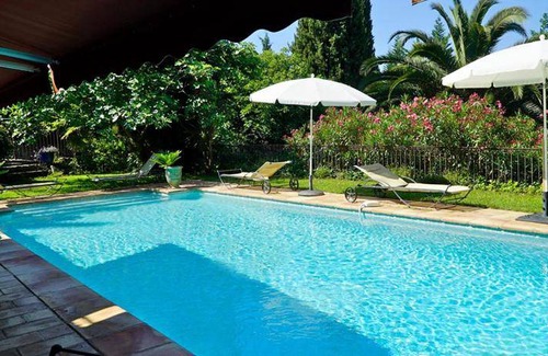 Le Plan-de-Grasse Bed & Breakfast | 30 m² Bed and breakfast ∙ 127 guests