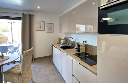 Les Maillans House | 30 m² House ∙ 2 guests