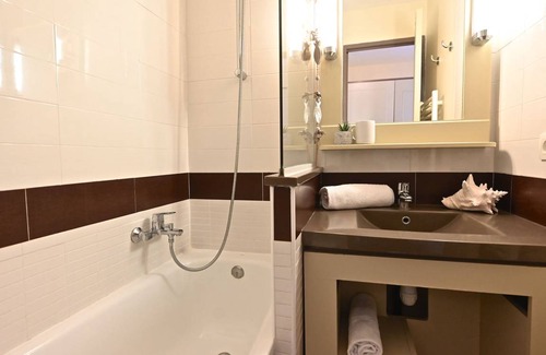 Cap Esterel House | 30 m² House ∙ 1 bedroom ∙ 4 guests