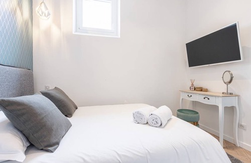 Carre d'Or Apartment | 4 FRANCE
