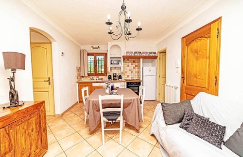 Le Bar-sur-Loup Apartment | 40 m² Apartment ∙ 3 bedrooms ∙ 6 guests