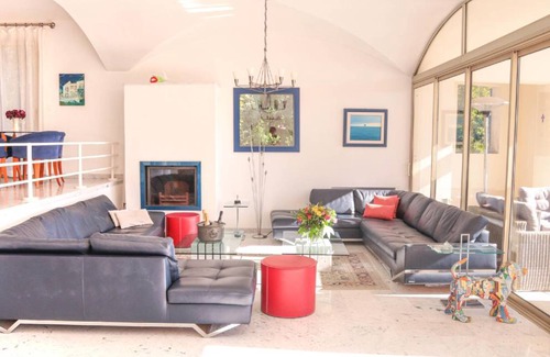 Saint-Paul-de-Vence Bed & Breakfast | 60 m² Bed and breakfast ∙ 8 guests