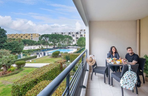 Cros-de-Cagnes Condo | 64 m² Condo ∙ 2 bedrooms ∙ 8 guests