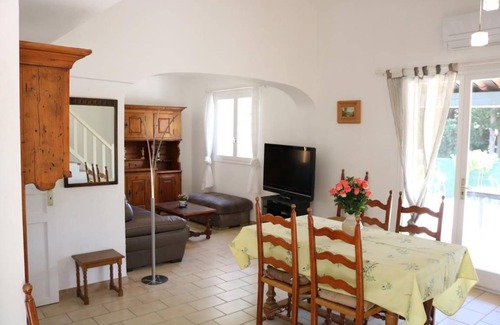 Plage de la Garonnette House | 65 m² House ∙ 3 bedrooms ∙ 6 guests