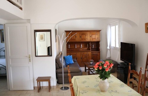 Plage de la Garonnette House | 65 m² House ∙ 3 bedrooms ∙ 6 guests