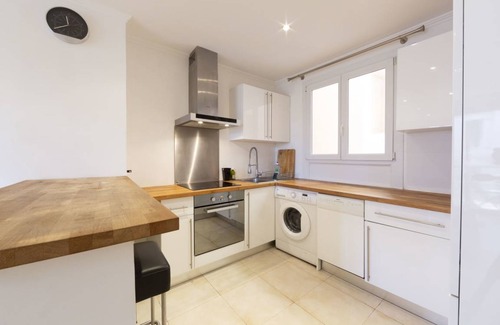 Antibes Old Town Apartment | 69 m² Apartment ∙ 2 bedrooms ∙ 4 guests