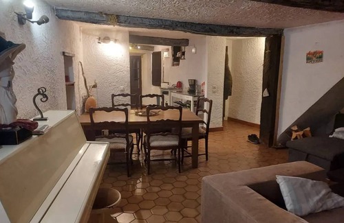 Greolieres House | 70 m² House ∙ 2 bedrooms ∙ 6 guests