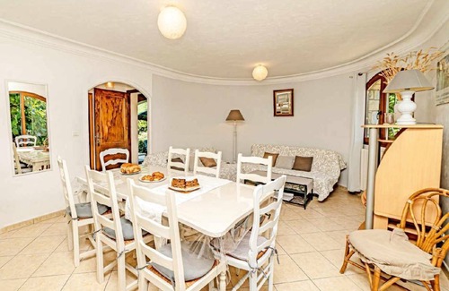 Le Bar-sur-Loup Apartment | 84 m² Apartment ∙ 2 bedrooms ∙ 8 guests
