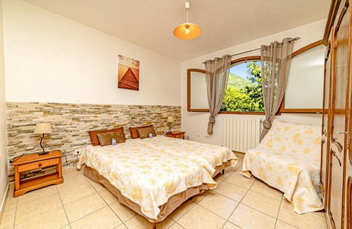 Le Bar-sur-Loup House | 84 m² House ∙ 2 bedrooms ∙ 8 guests