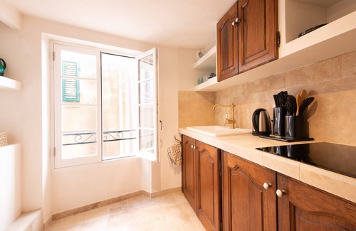 Old Town House | A Breathtaking Townhouse in the heart of Saint-Tropez
