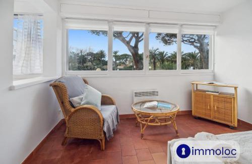 Saint-Tropez Apartment | Air-conditioned studio with swimming pool in St Tropez