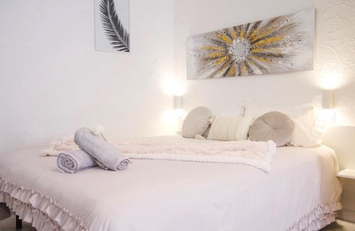 Antibes Apartment | Appartement 32m2 Juan les Pins 350 m plage climatisé WIFI centre