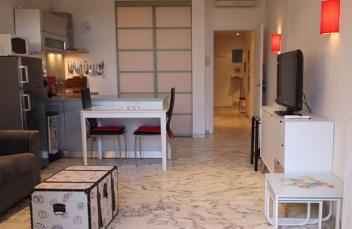 Fabron Apartment | Appartement EROS