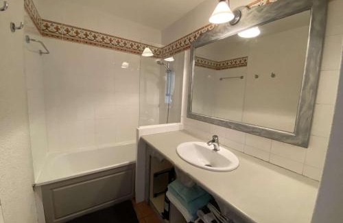 Les Issambres Apartment | Appartement 2P aux Issambres, piscine, tennis, parking sécurisé - FR-1-226-465